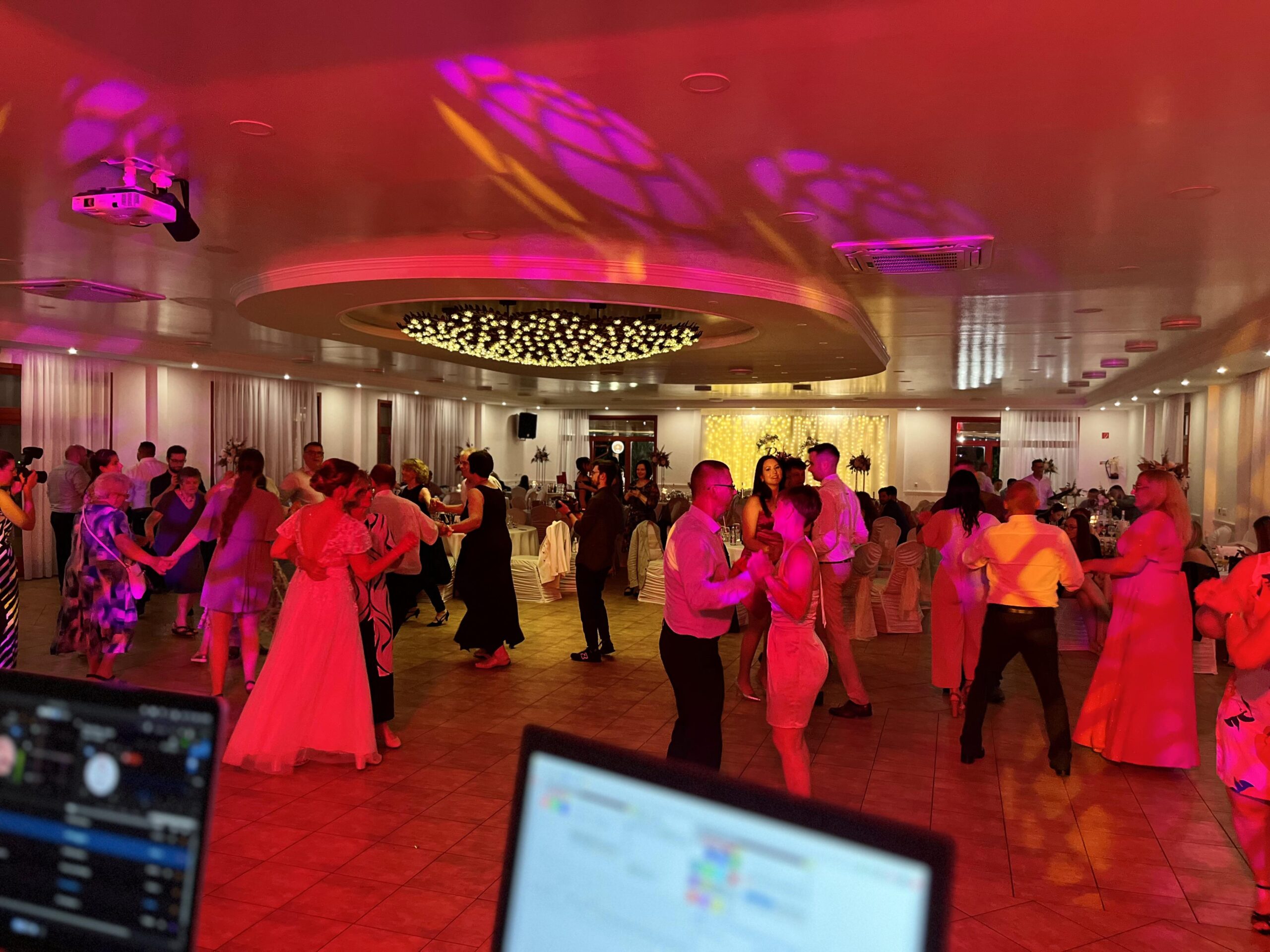 Rendezvény fényshow